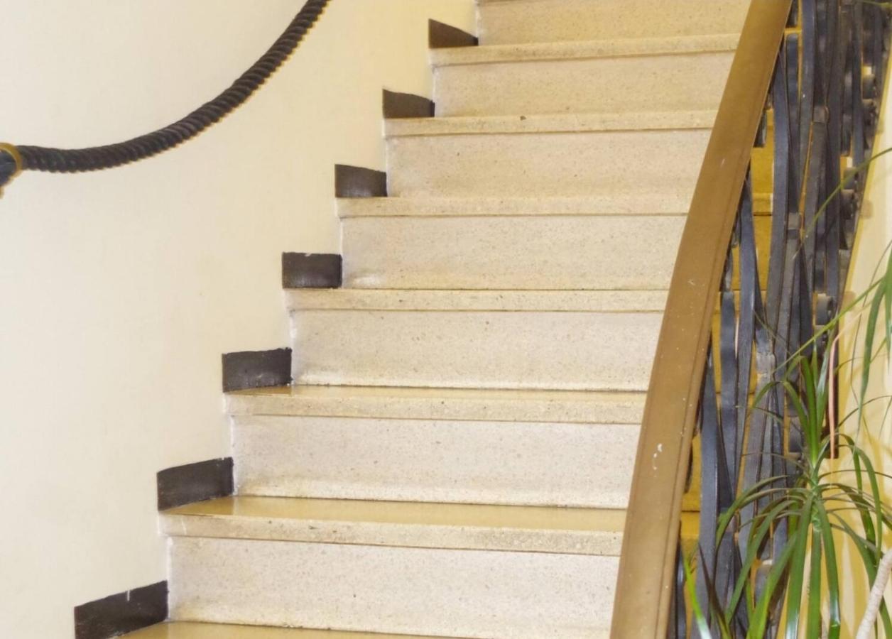 L'Appartement 90M2 Climatise Avignon Kültér fotó